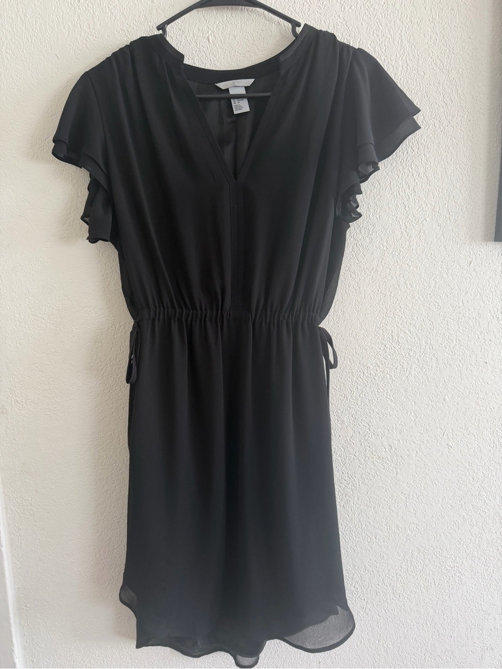 H&M Black V-Neck Midi Dress with Ruffle Sleeves